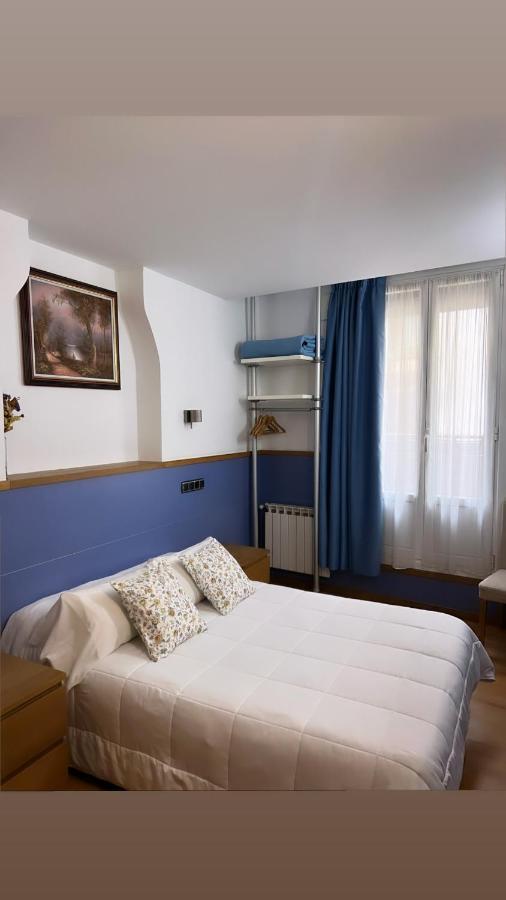 Pension Irune By Vivere Stays San Sebastián Exterior photo